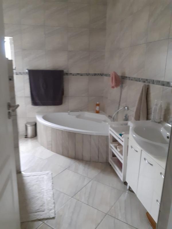 3 Bedroom Property for Sale in Albertinia Western Cape
